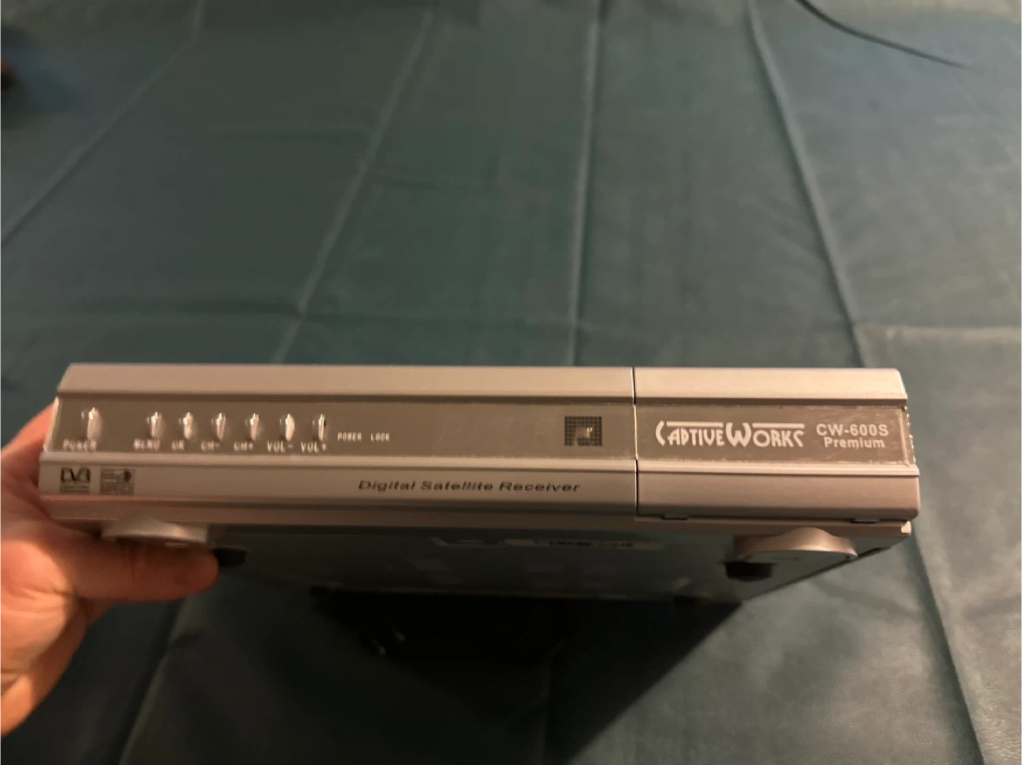 Captive Works CW-600S Premium Digital Satellite Receiver - photo 3