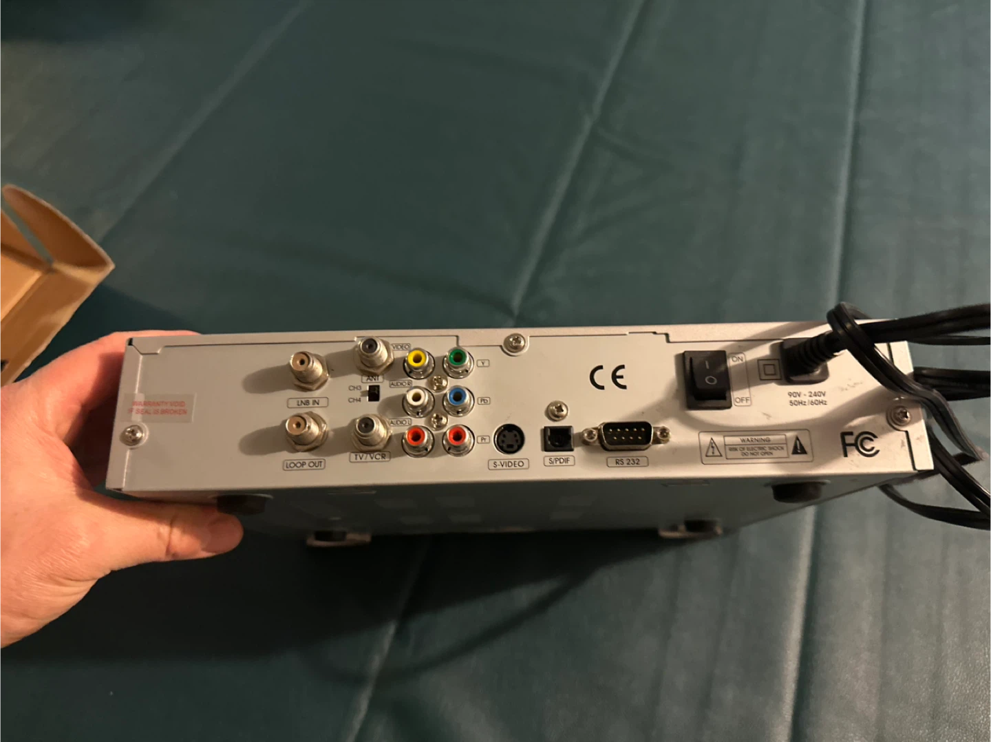 Captive Works CW-600S Premium Digital Satellite Receiver - photo 5