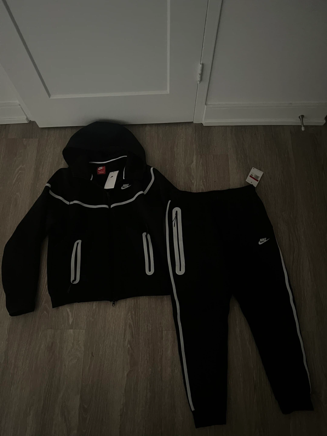 Nike Tech Fleece Black Tracksuit On SALE ! - photo 2