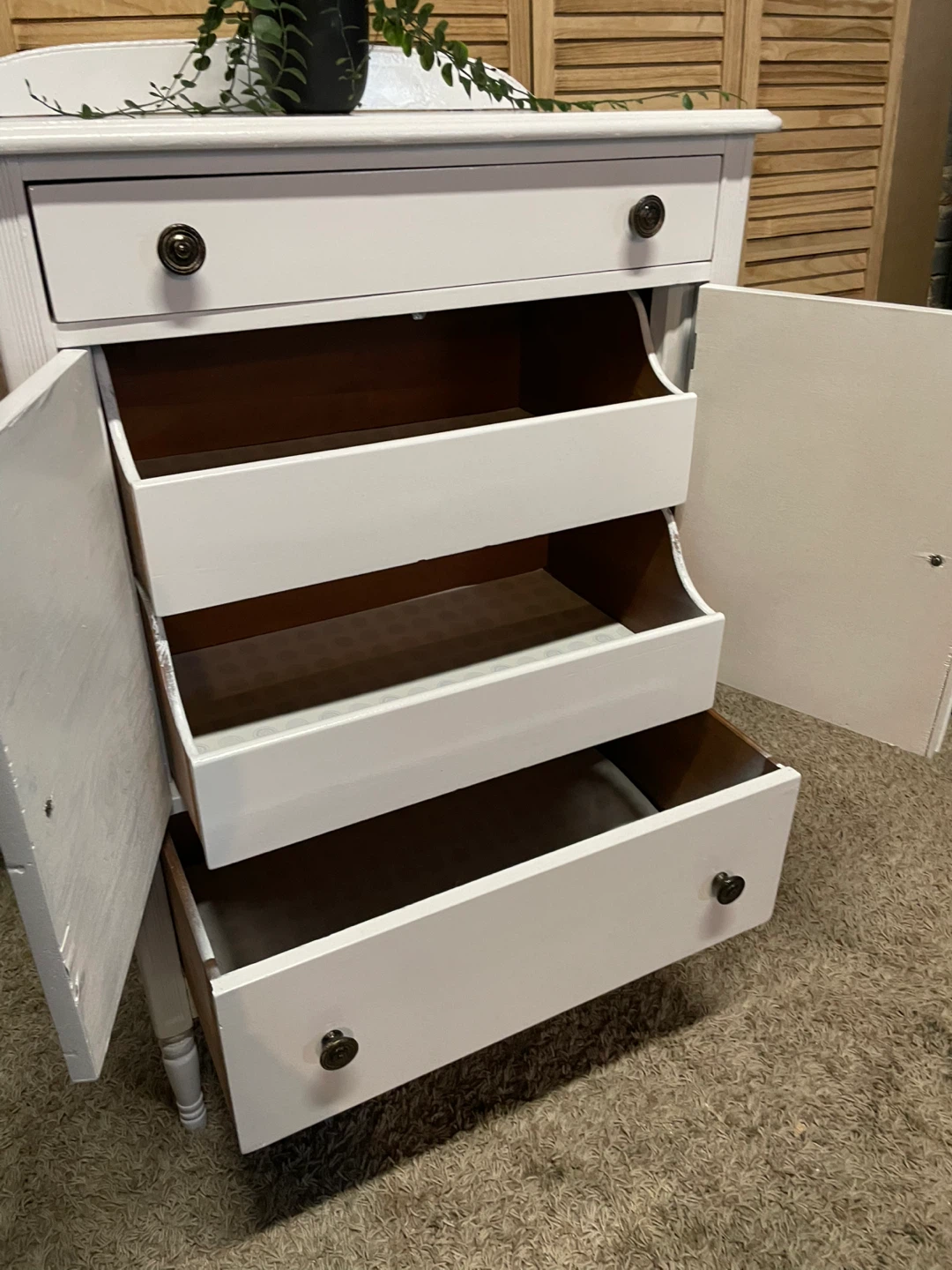 White Painted Vintage Cabinet - photo 5