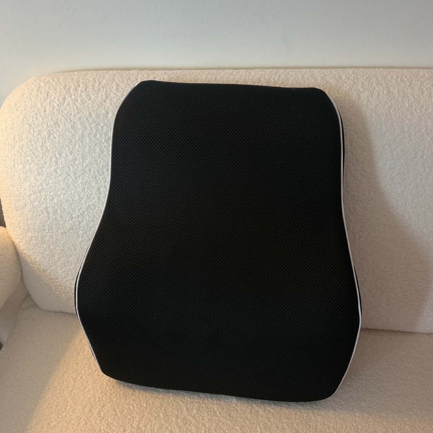 Qutool Full Back Lumbar Pillow - Like New! - photo 2