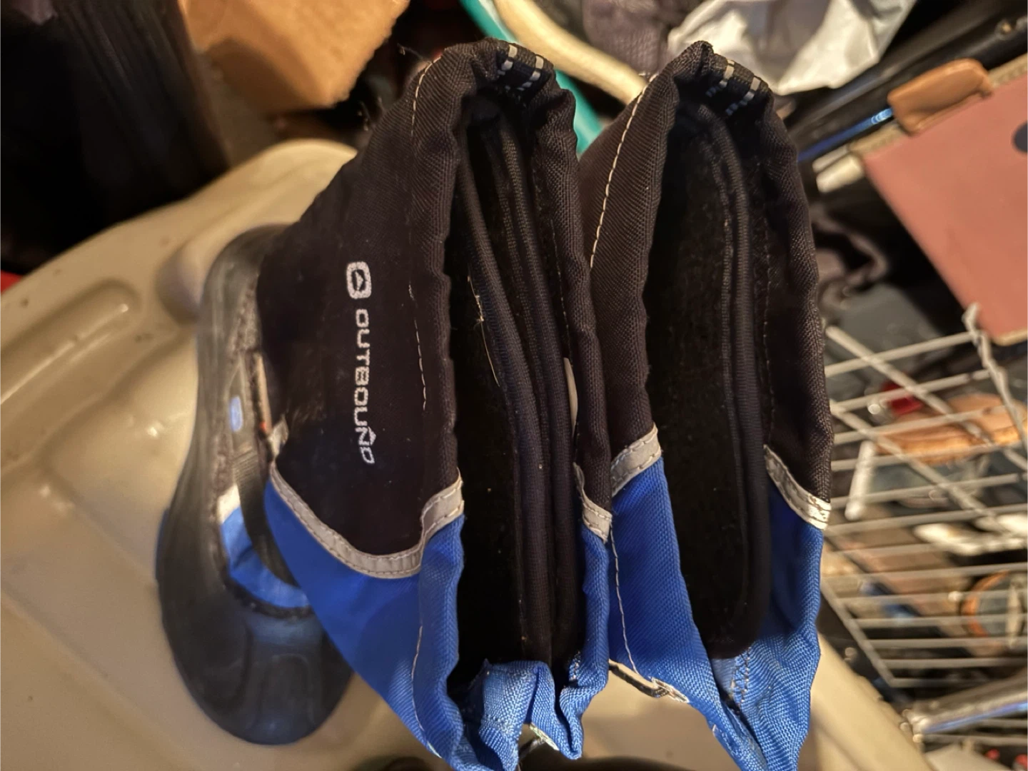 Boots for kids 5 dollars each - photo 3