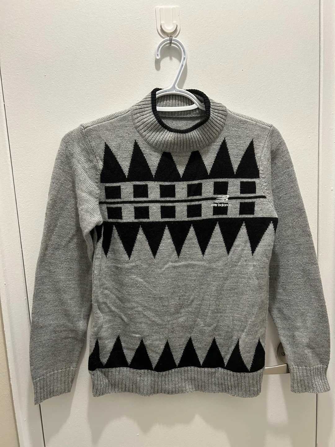 New Balance Grey Patterned Sweater - Size Small