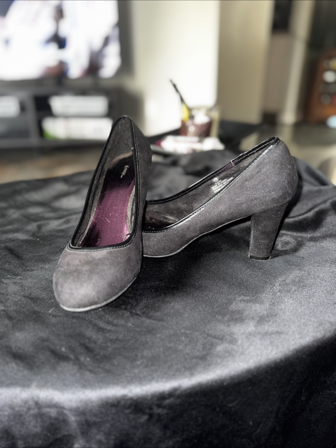 Assorted Heels and Purse - photo 2