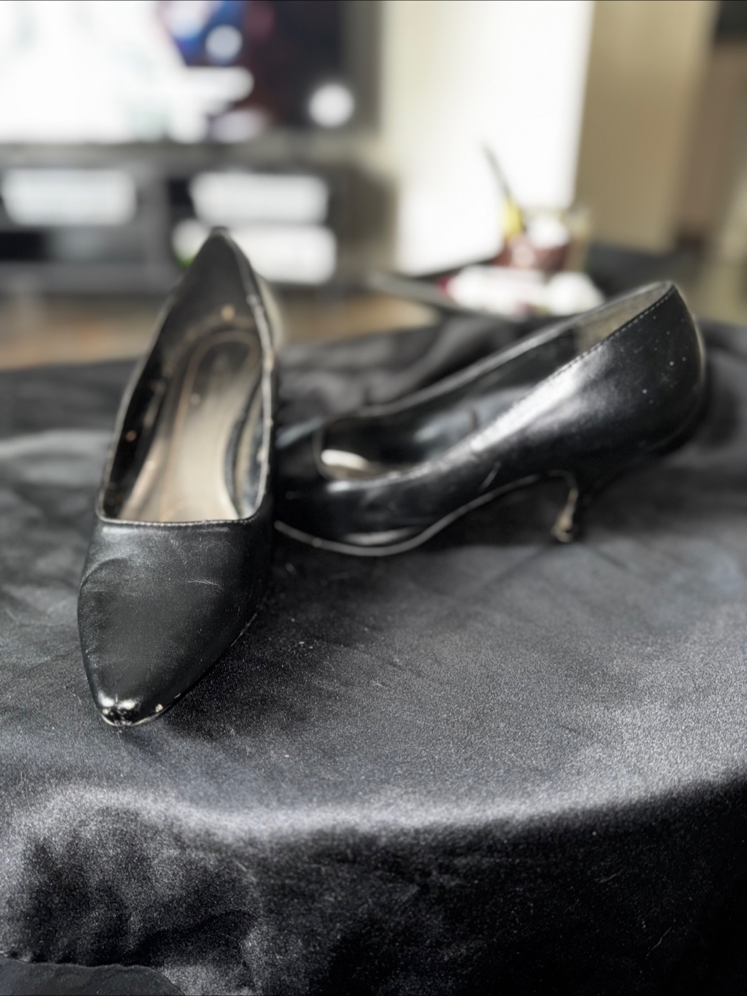 Assorted Heels and Purse - photo 3