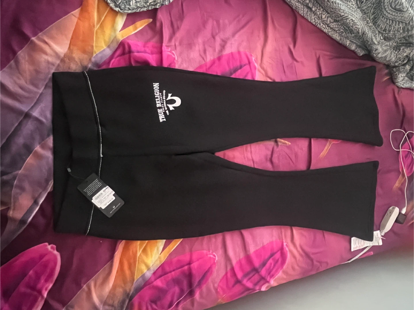 True Religion Black Flare Leggings - photo 5