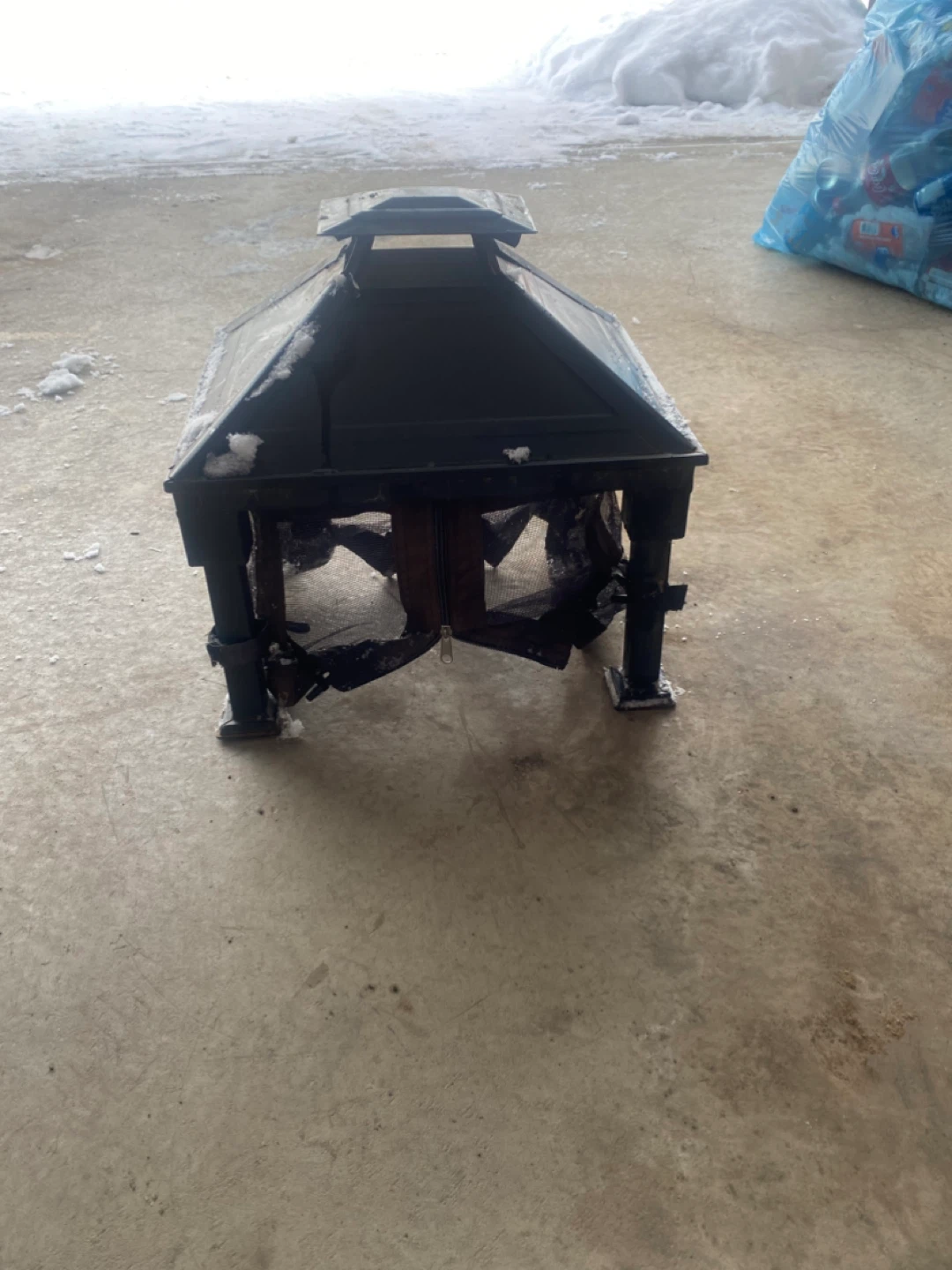 Little Pet Black Gazebo - photo 3