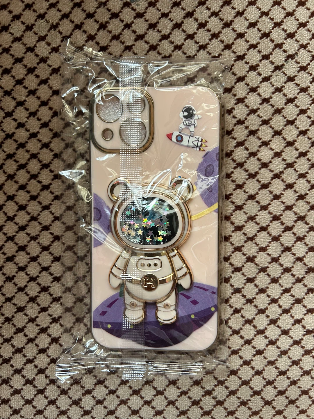 iPhone 14 Cases with Kickstand