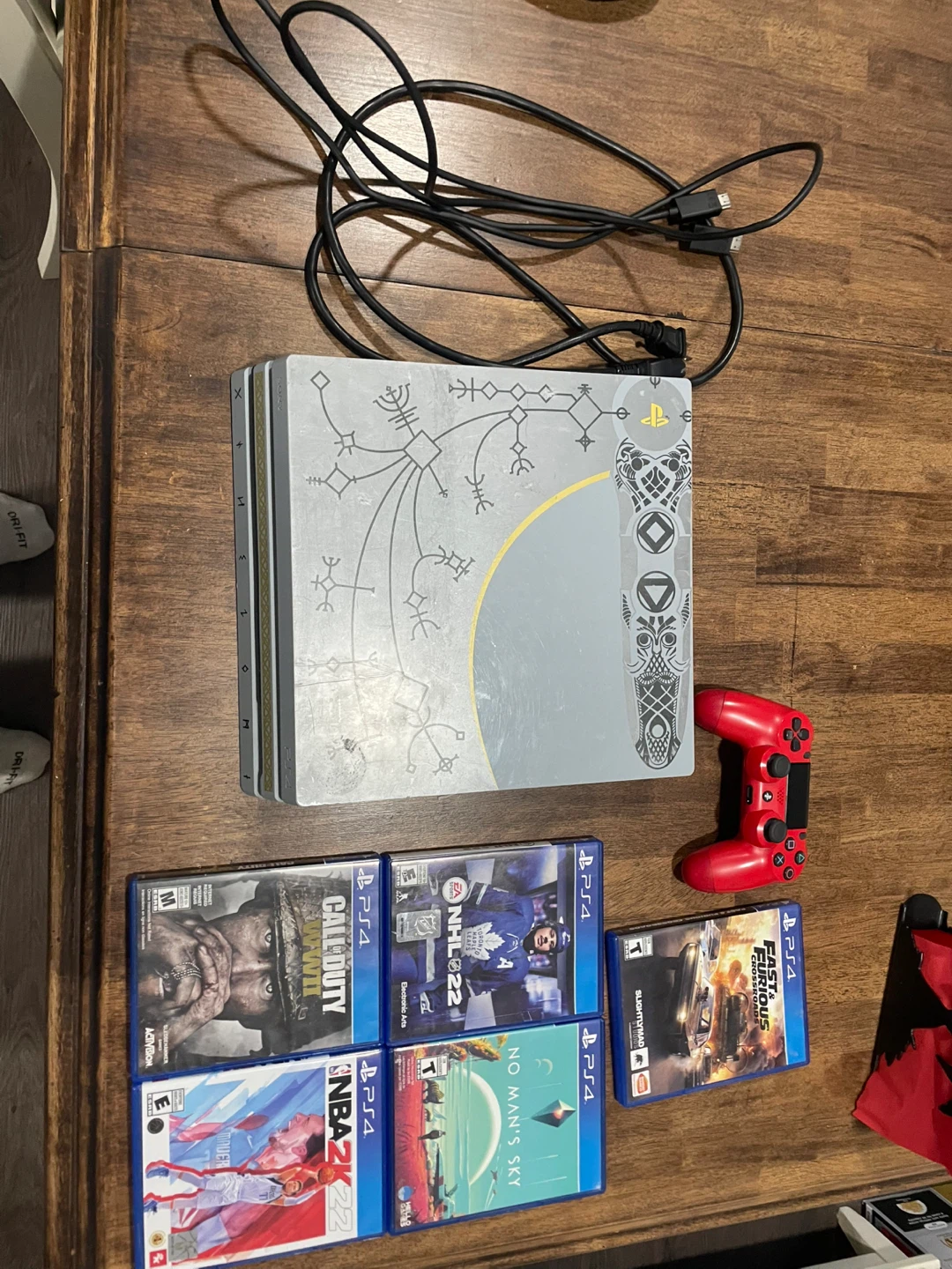 PlayStation 4 Pro God of War Limited Edition