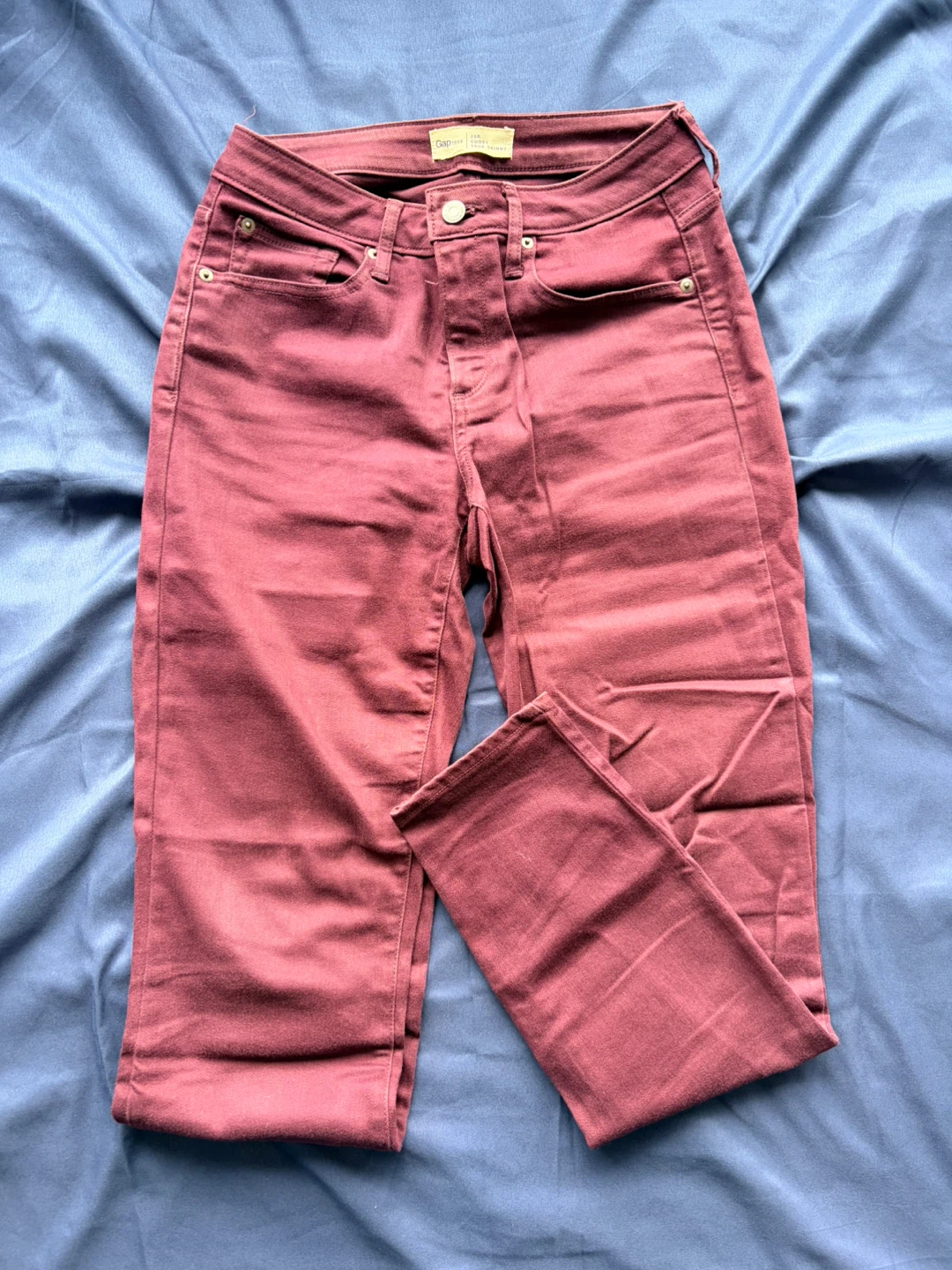Gap Curvy True Skinny Jeans, Size 28