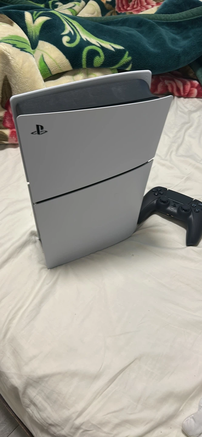 PlayStation 5 Console with Controller - photo 2