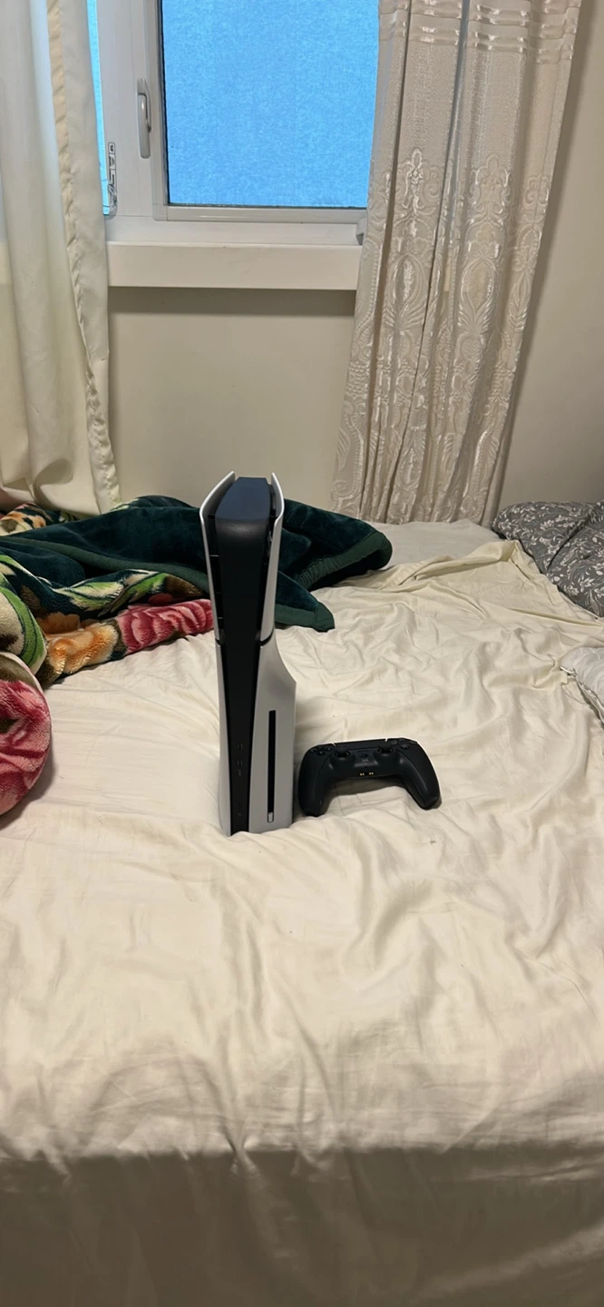 PlayStation 5 Console with Controller - photo 4