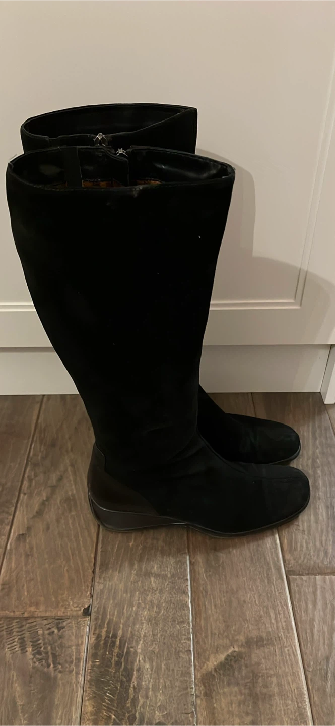 Aquatalia Waterproof Suede Boots - photo 2