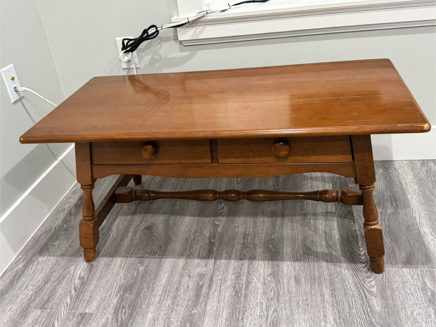 Vintage Vilas Solid Wood Coffee Table
