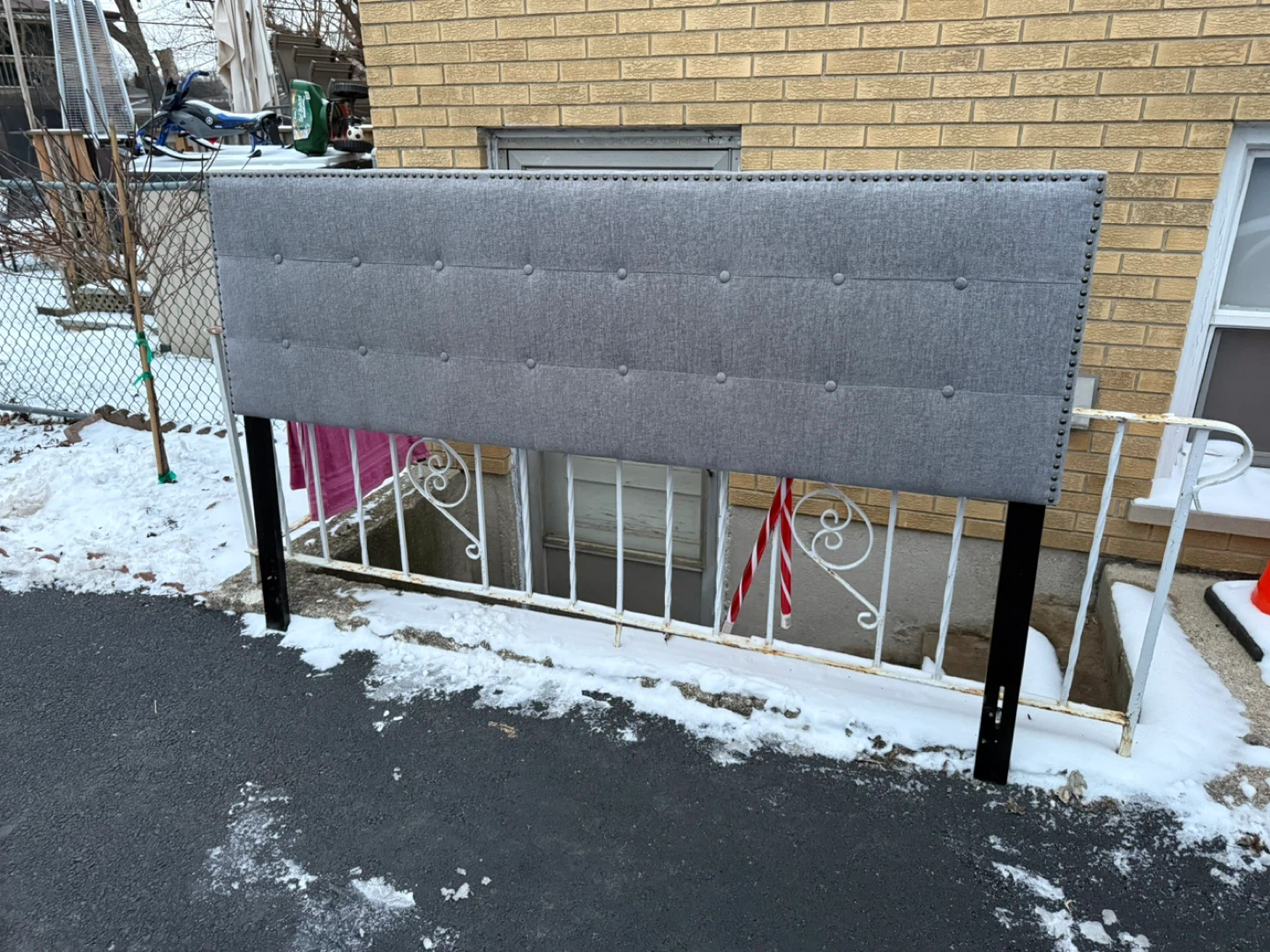 King Size Gray Upholstered Headboard - photo 2