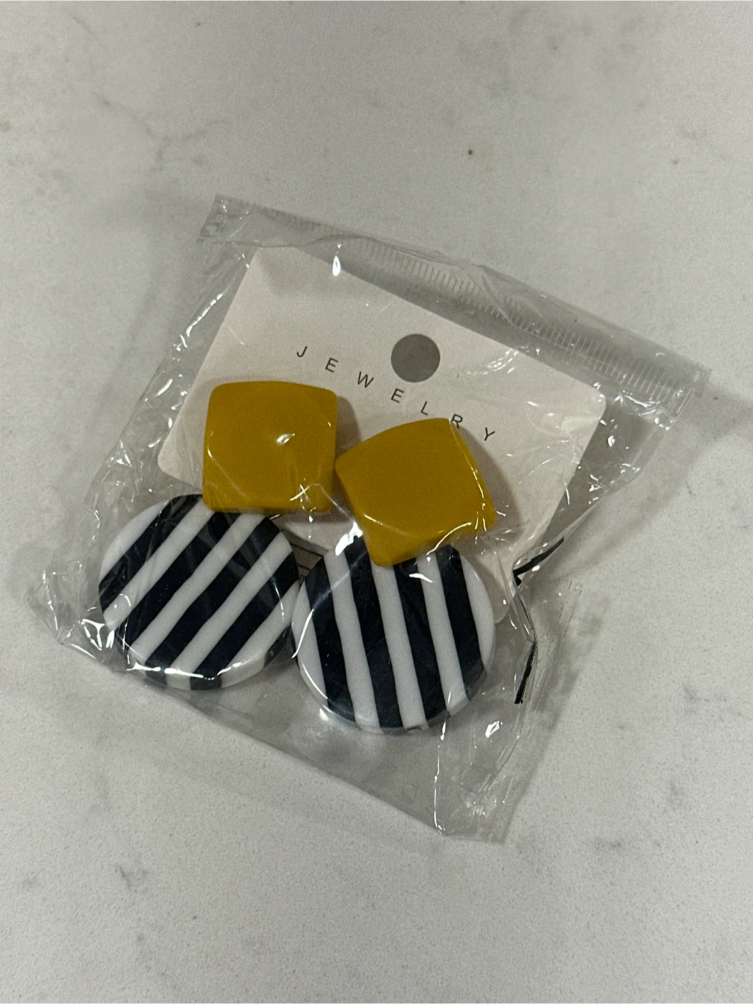 Jewelry Earrings - Yellow & Black/White