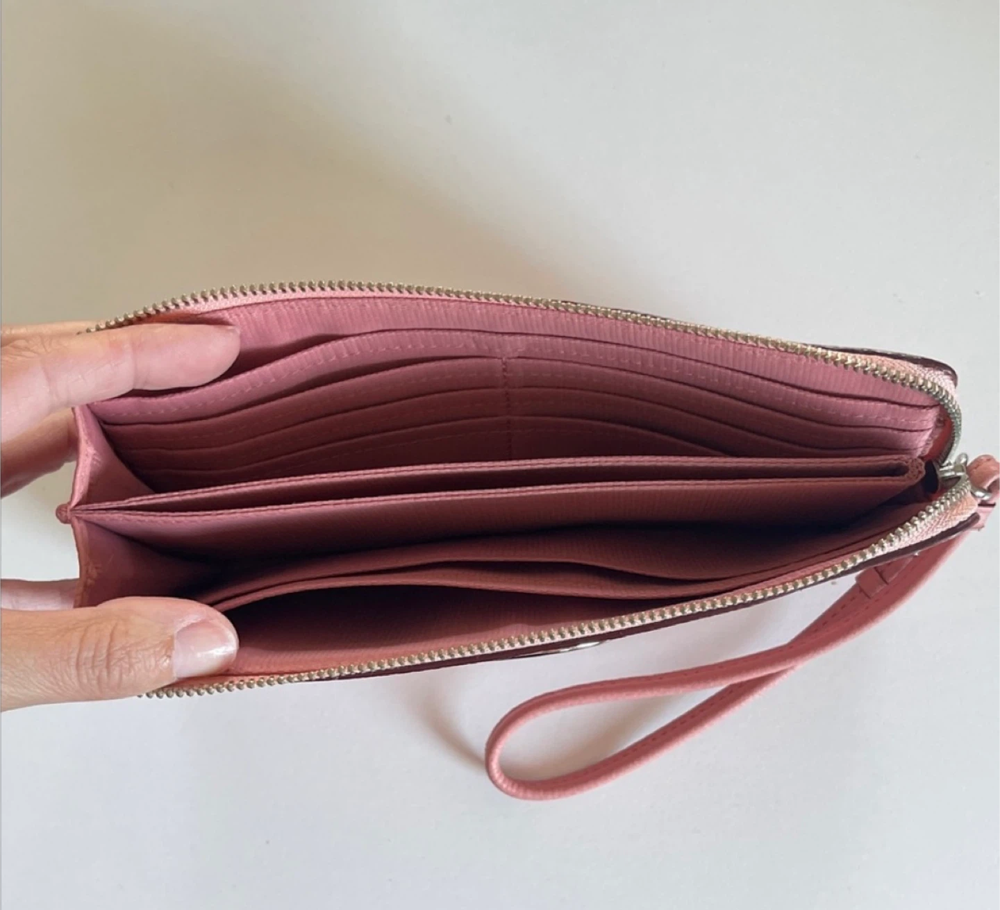 Coach Pink Leather Wristlet Wallet - photo 2