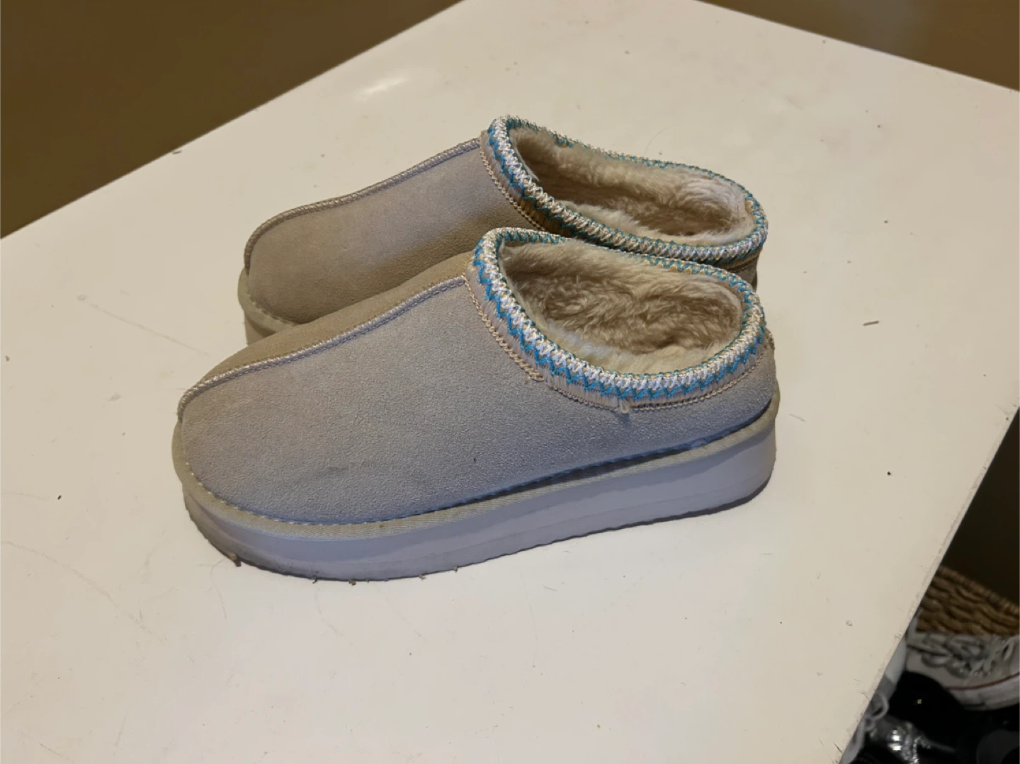 UGG inspired Women's Tasman Platform Slipper