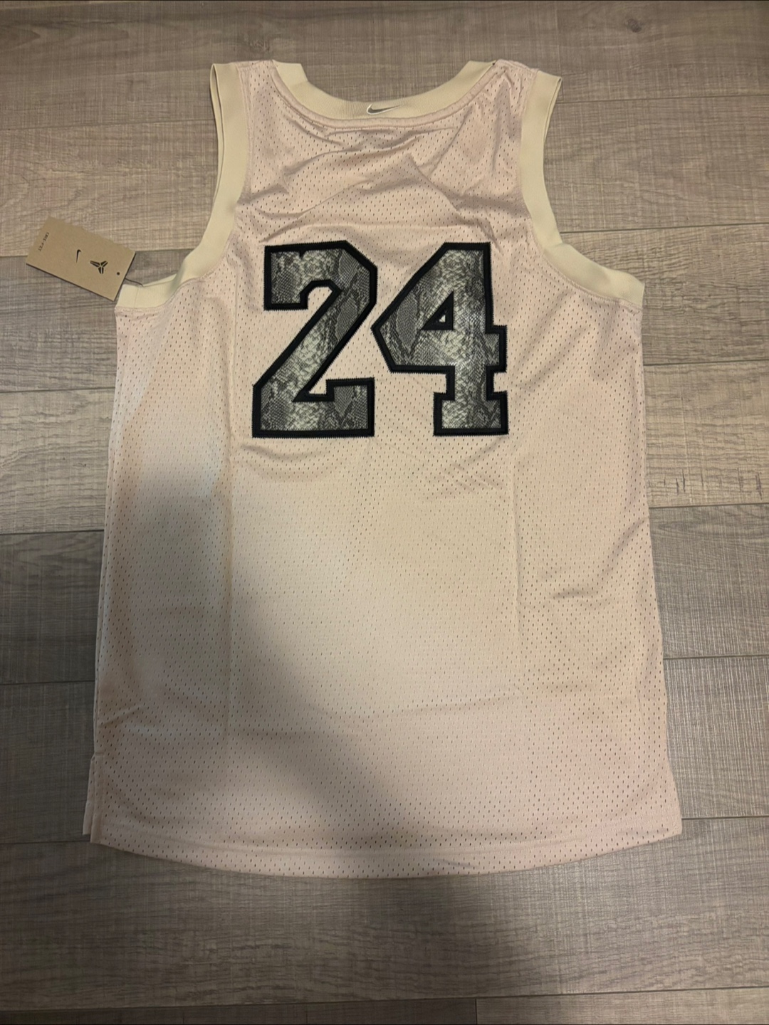 Nike Kobe Basketball Jersey size medium - photo 2