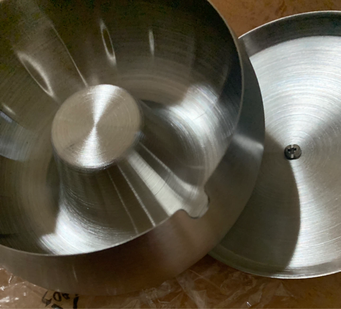 New Stainless Steel Ashtray with Lid - Silver - photo 4
