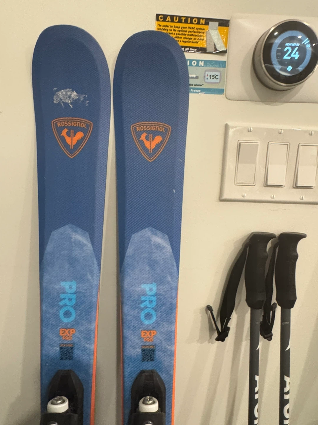 2024 Rossignol  Pro Skis, Atomic Poles  (optional Boots 50$) - photo 3