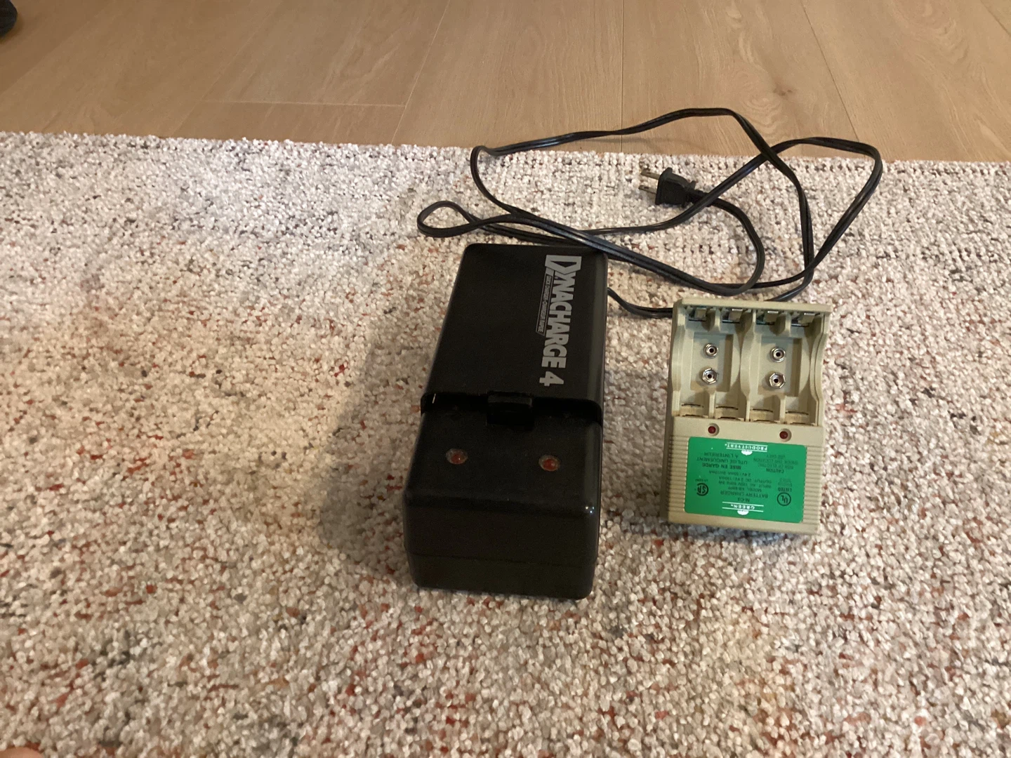 Dynacharge 4 Battery Charger - photo 2