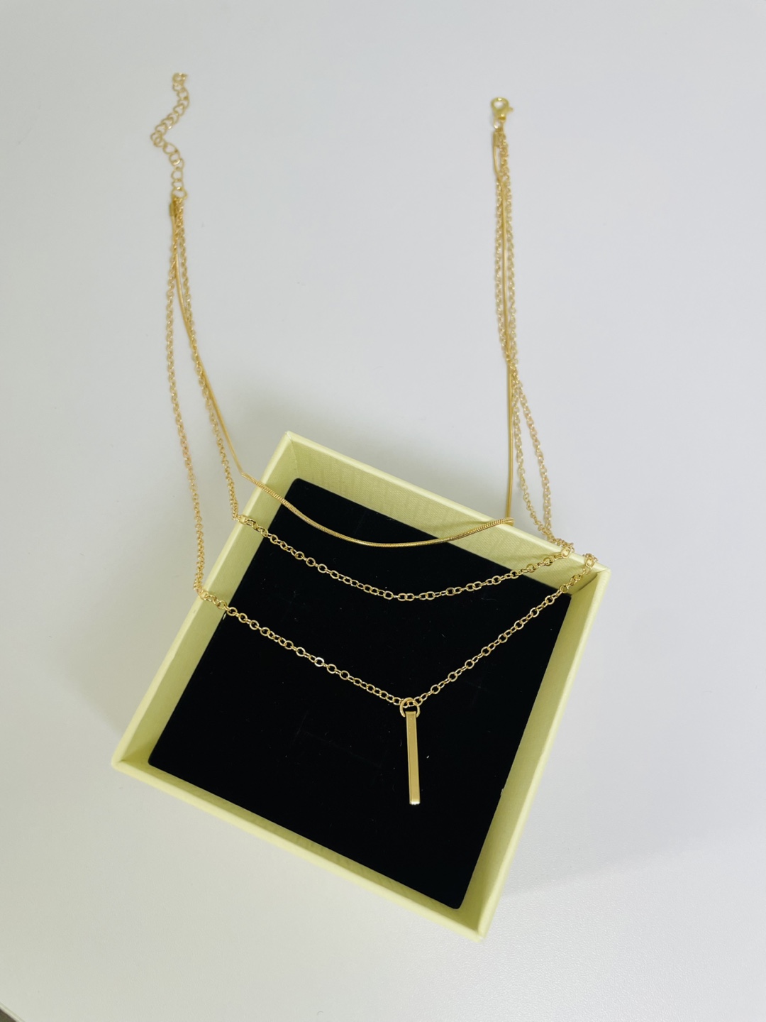 Gold Layered Necklace with Pendant, New - photo 2