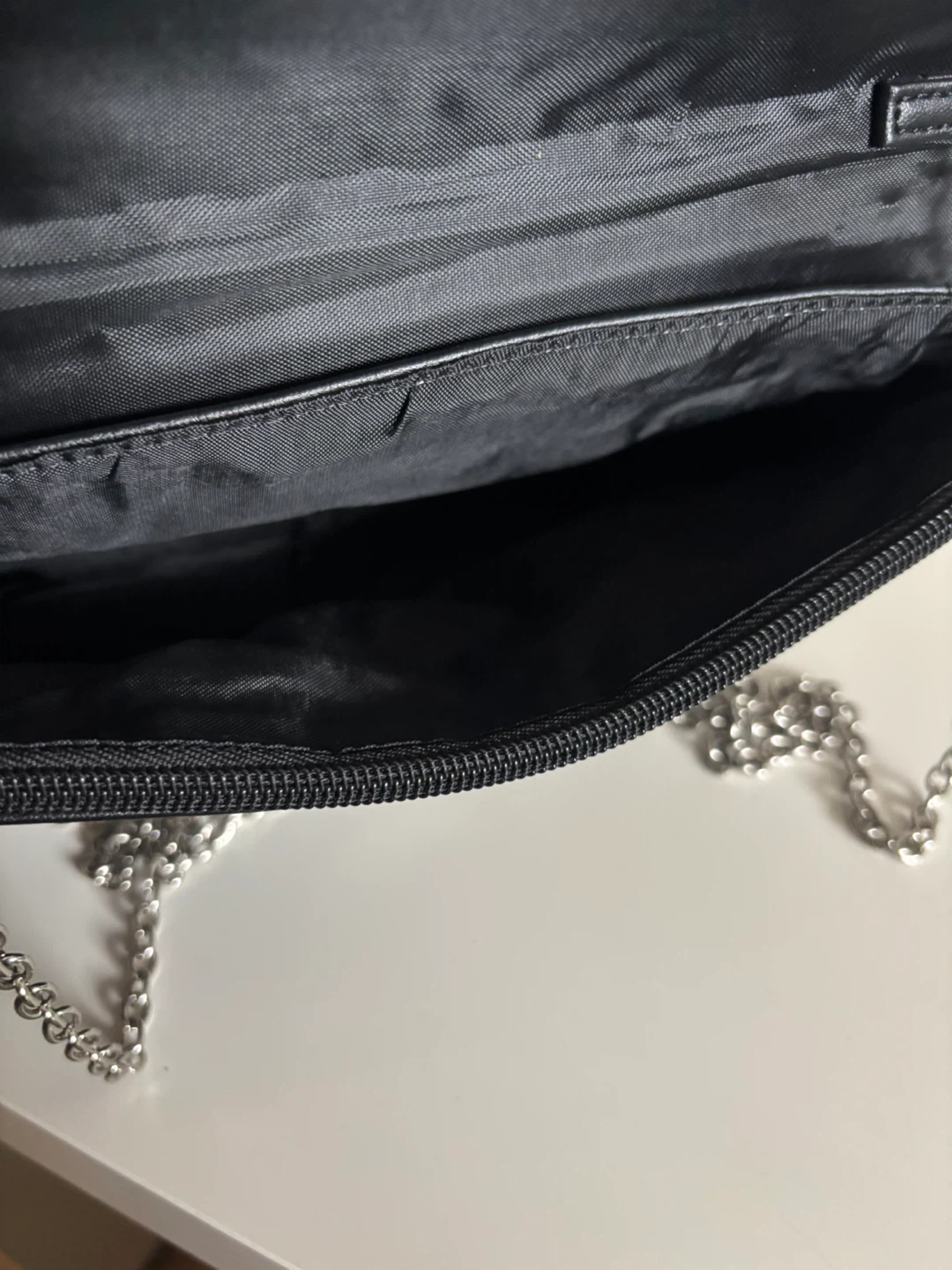 Guess Black Clutch with Chain - photo 4