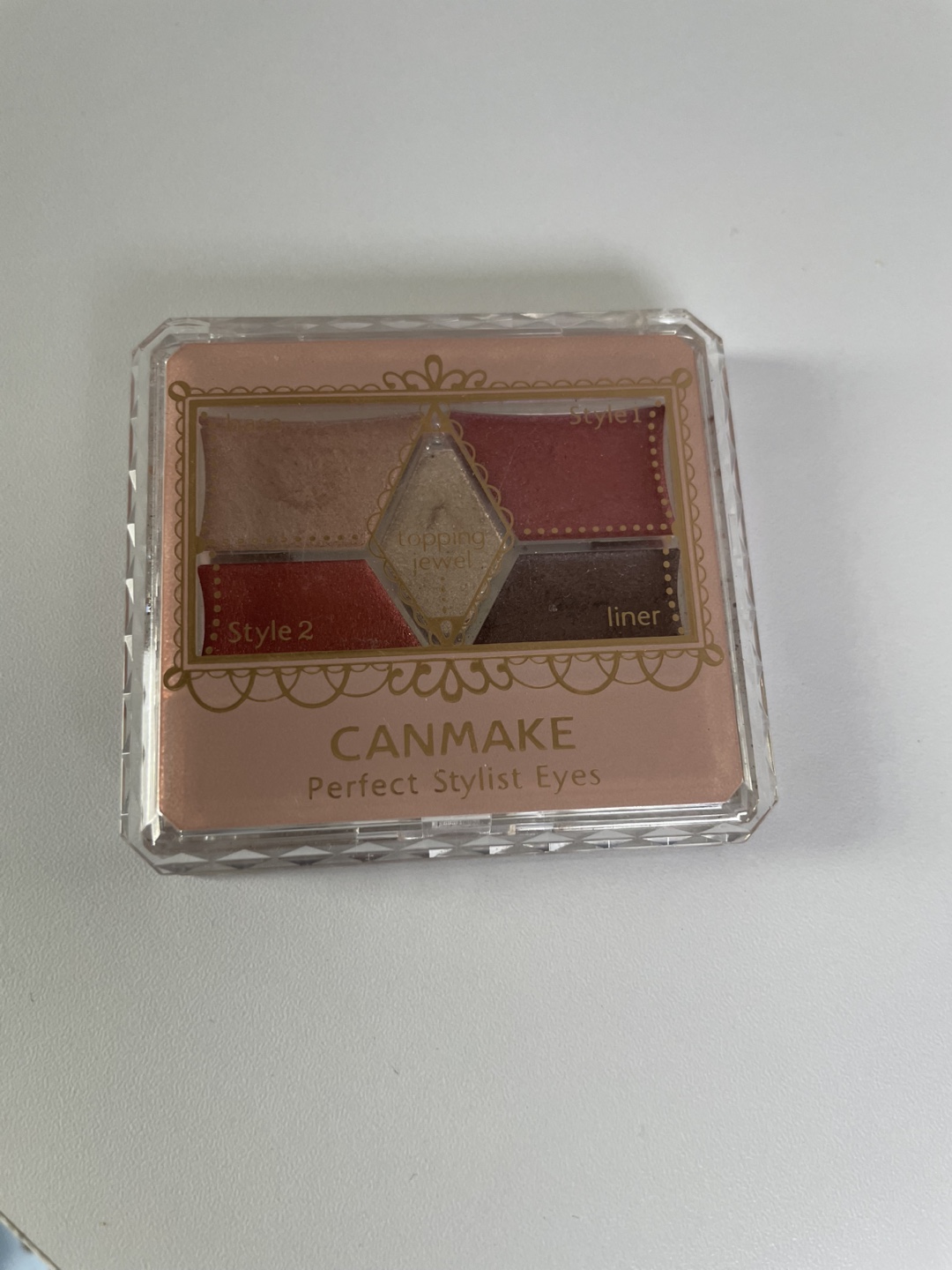 Canmake Perfect Stylist Eyes Eyeshadow Palette - photo 2