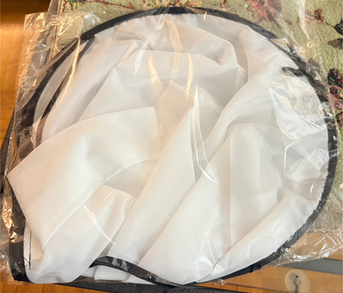 Hair Cutting Umbrella Cape - White - photo 2
