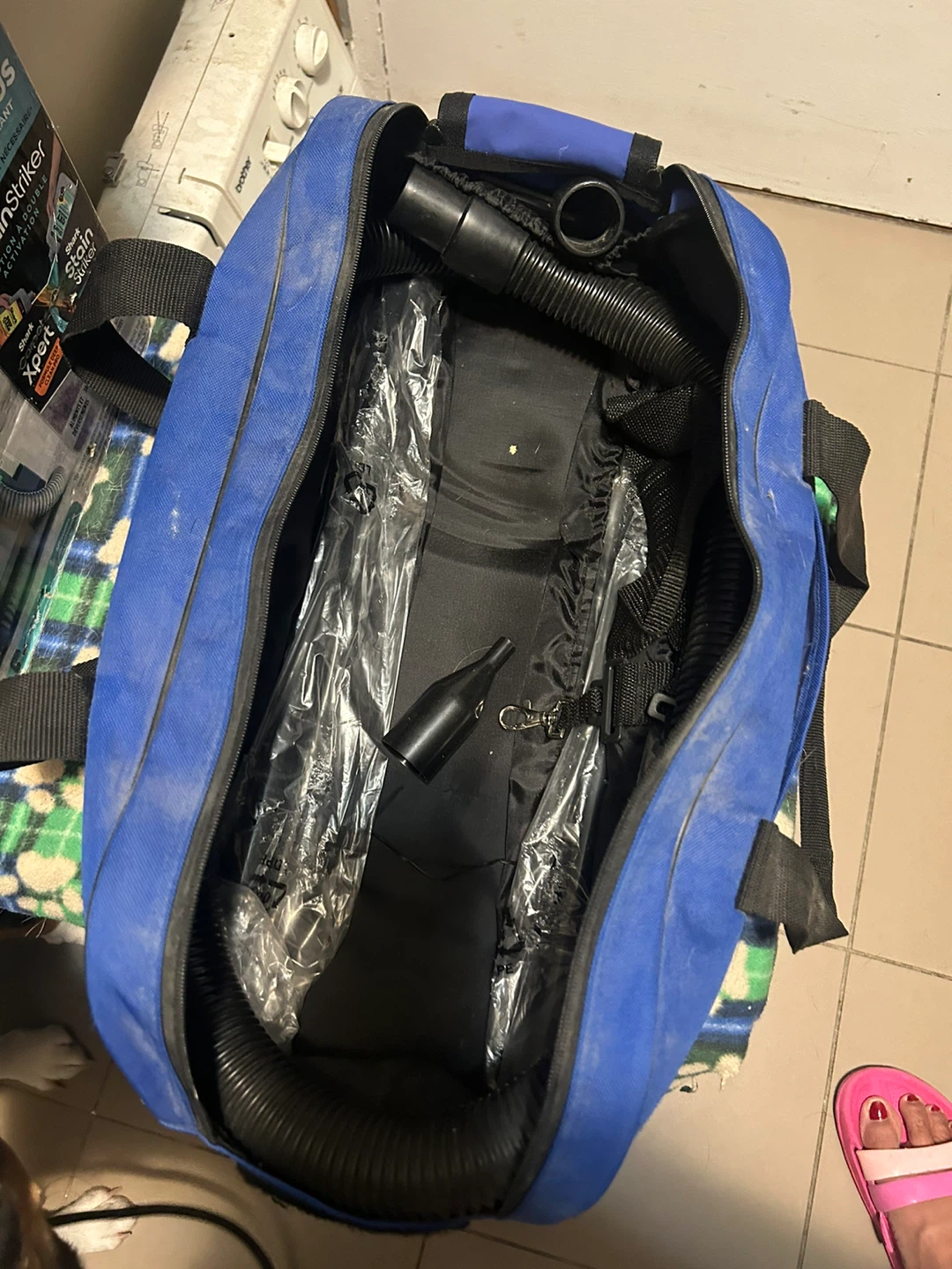 Simoniz Car Vacuum with Accessories and Carpets