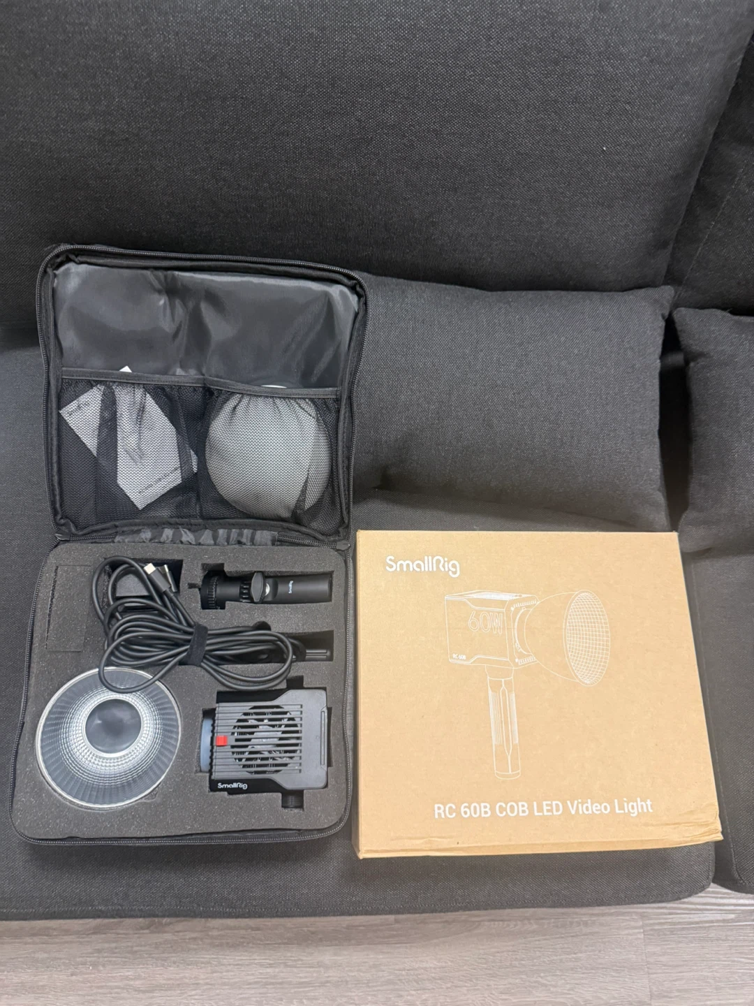 SMALLRIG RC 60B COB Video Light built-in 340AH Battery - photo 2