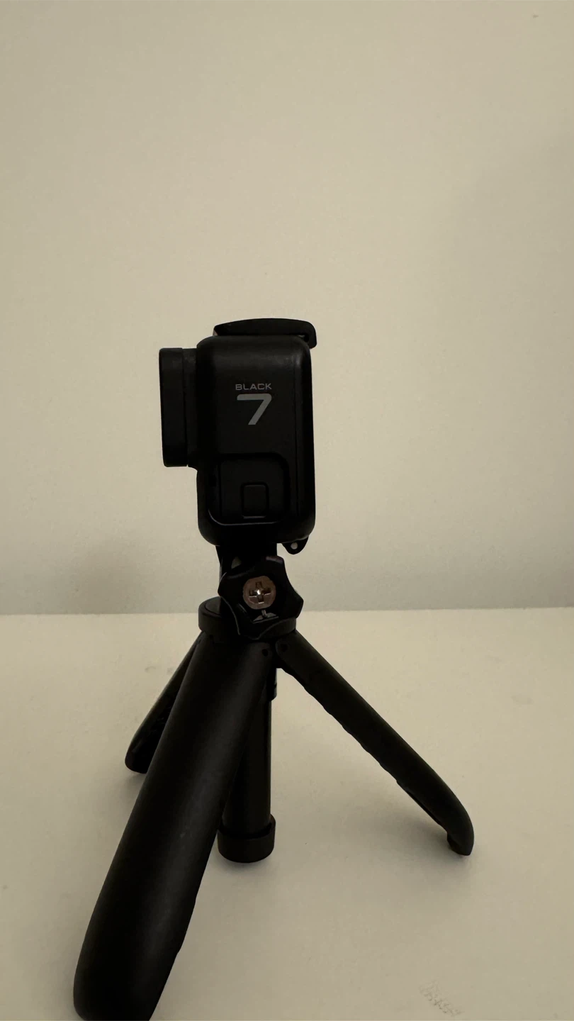 GoPro HERO7 Black with Tripod and Hard case - photo 2