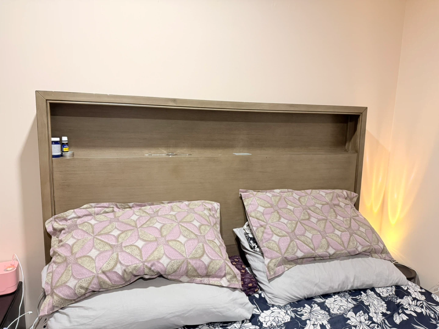 Queen Size Bed with Headboard and bed box - photo 4