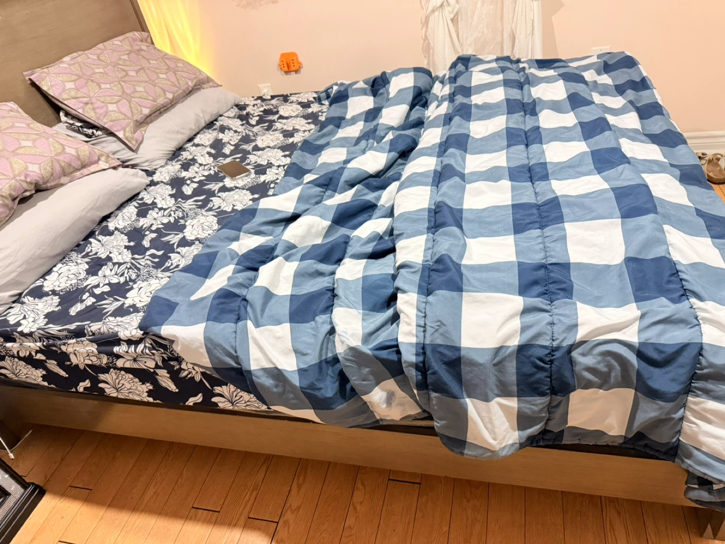 Queen Size Bed with Headboard and bed box - photo 3