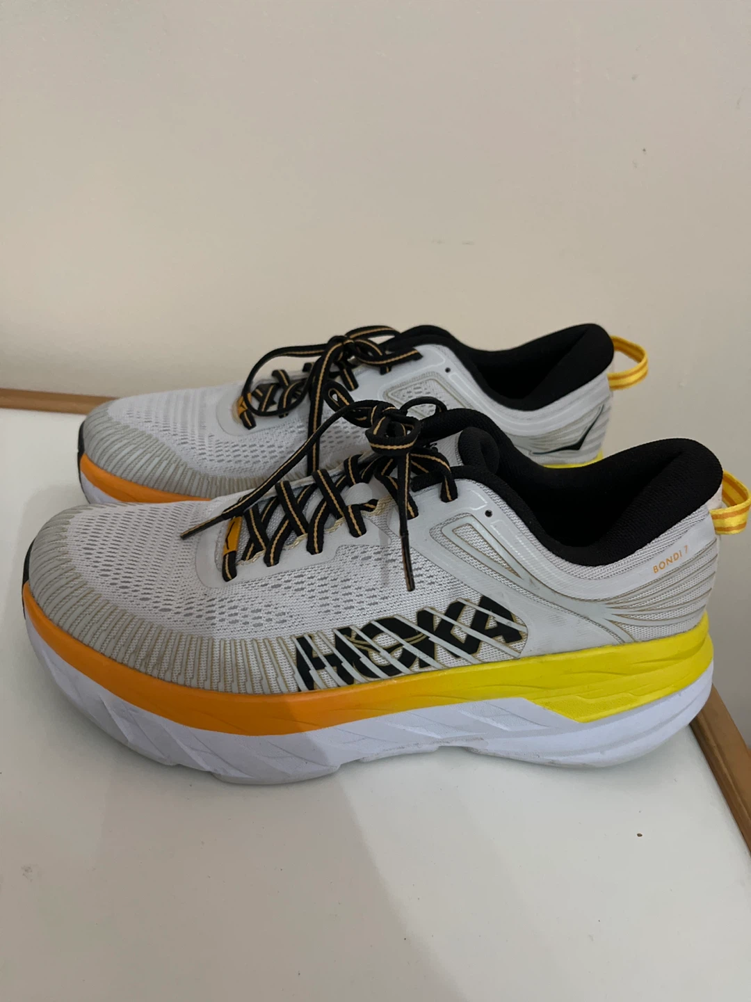 Hoka Bondi 7 Running Shoes