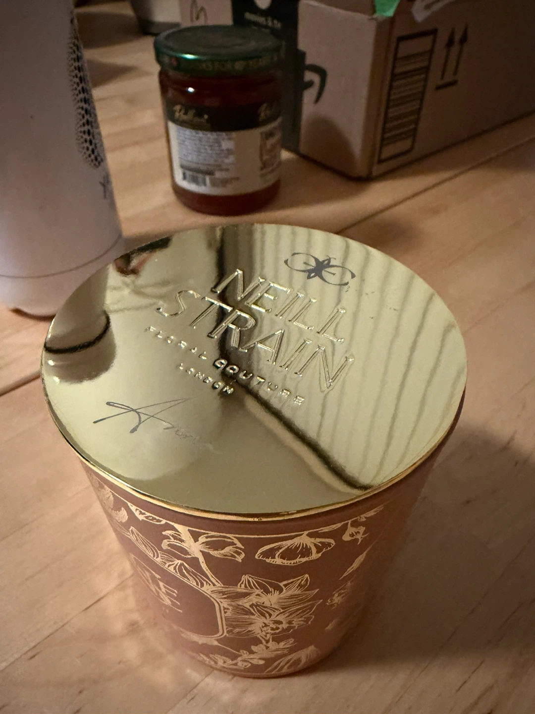 Neill Strain 'No. 11' Floral Couture Candle - photo 3