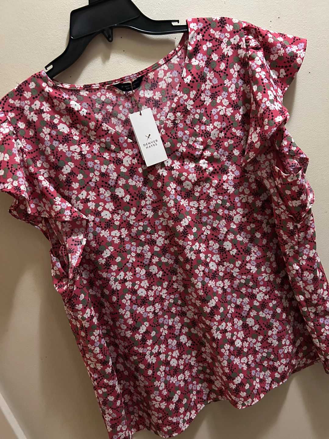 Denver Hayes Floral Ruffle Sleeve Blouse - New with Tags!
