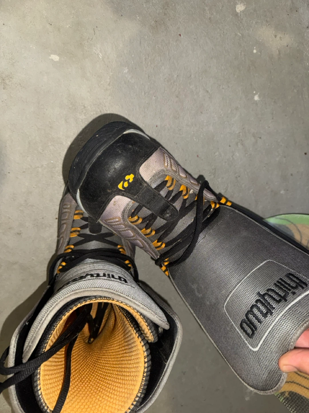 ThirtyTwo Snowboard Boots & Ride Snowboard - photo 2