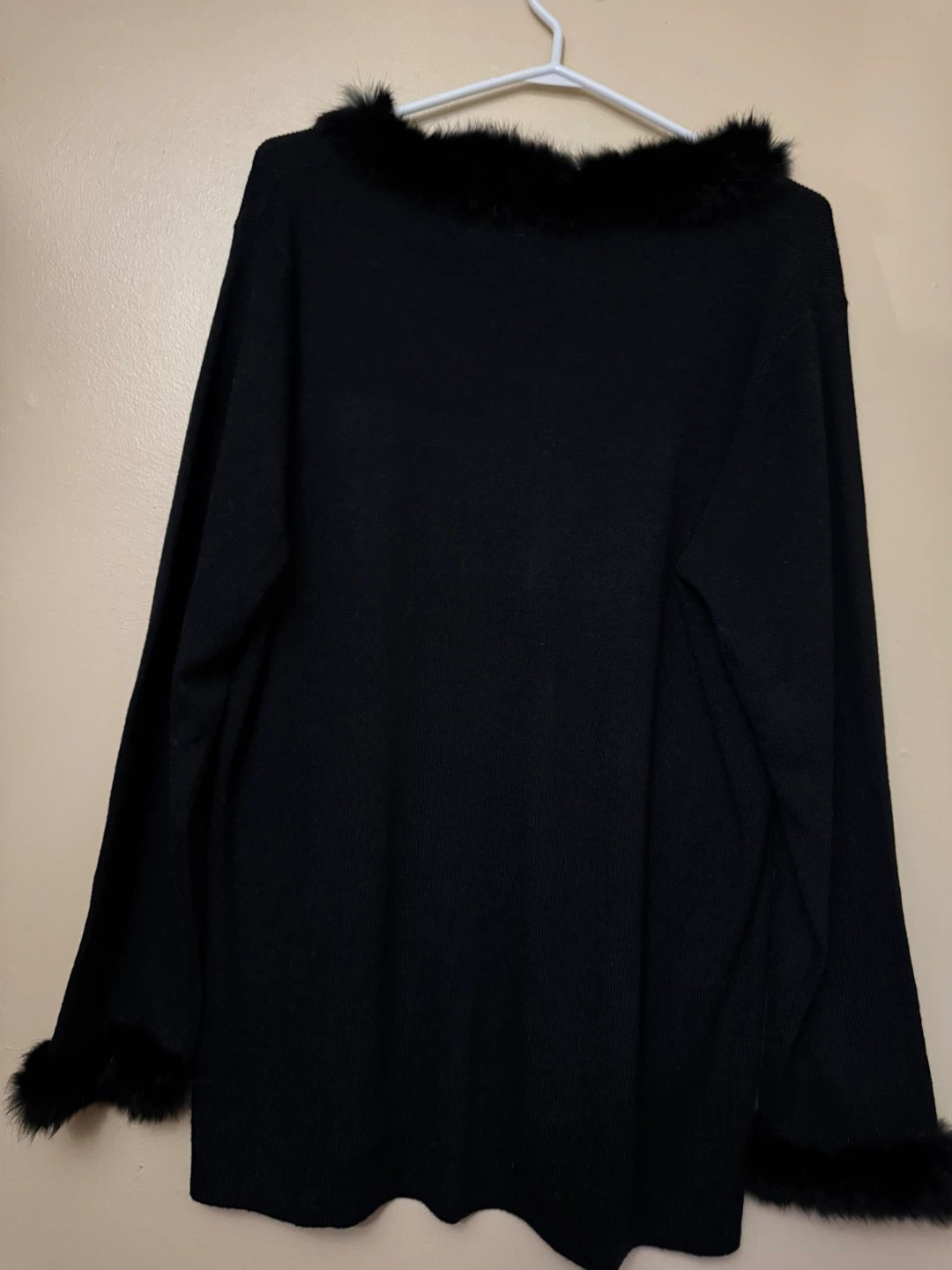 Fur Trimmed Sweater L/XL - photo 2
