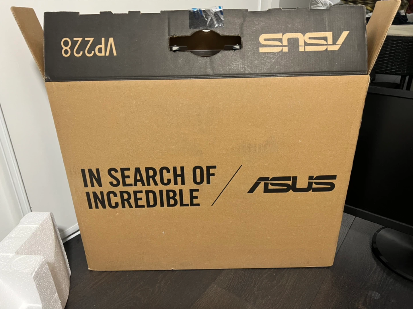 ASUS VP228 LCD Monitor - 21.5 inch - photo 4