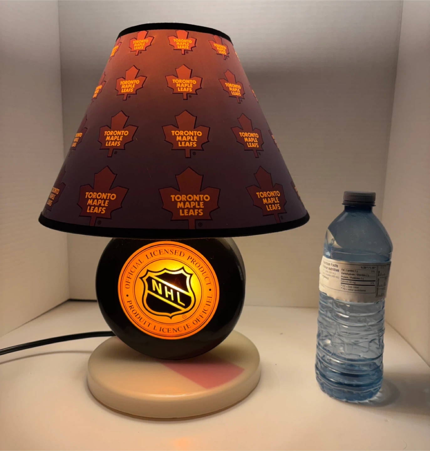 Vintage 1999 Toronto Maple Leafs NHL Table Lamp - photo 3