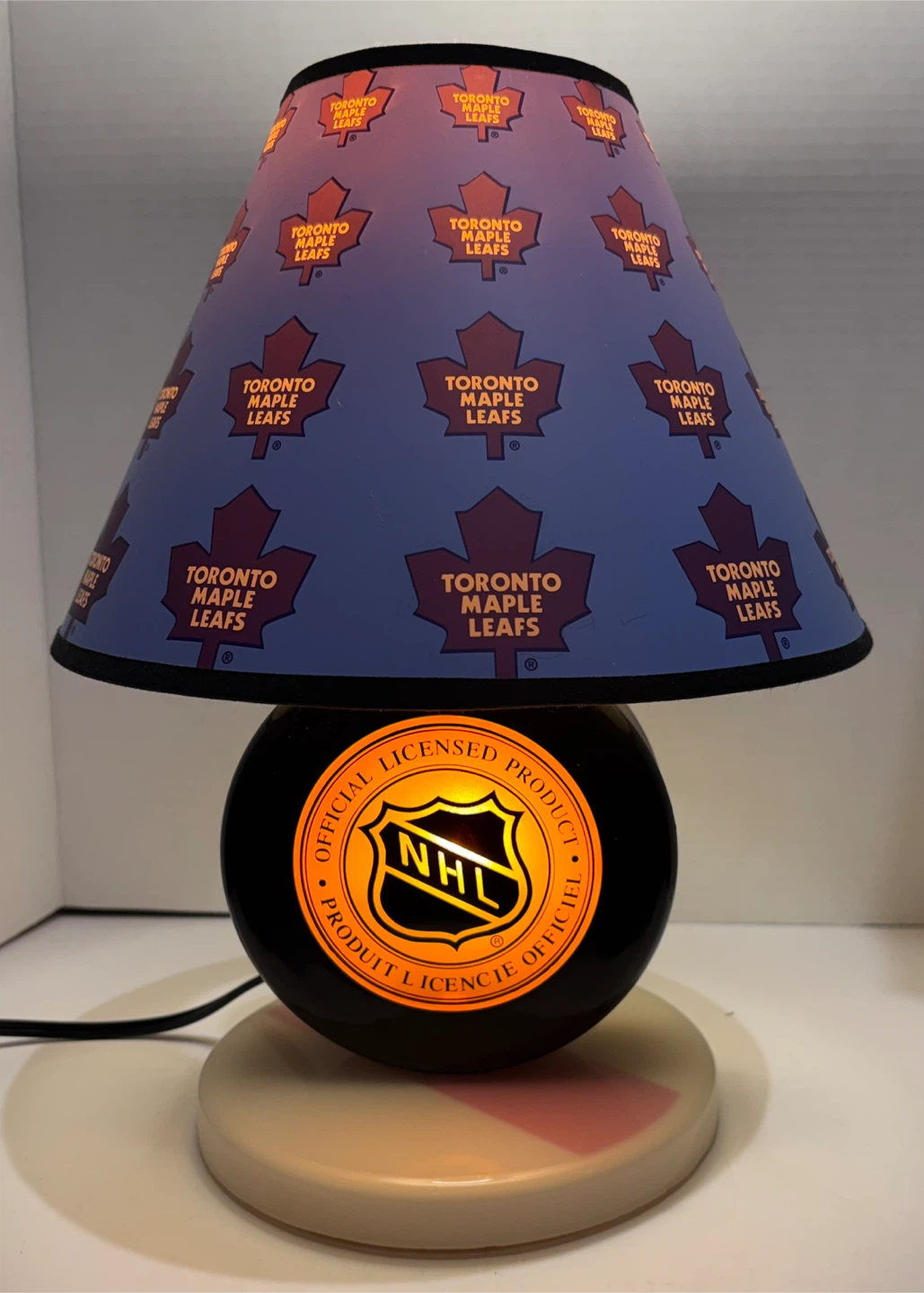 Vintage 1999 Toronto Maple Leafs NHL Table Lamp - photo 2
