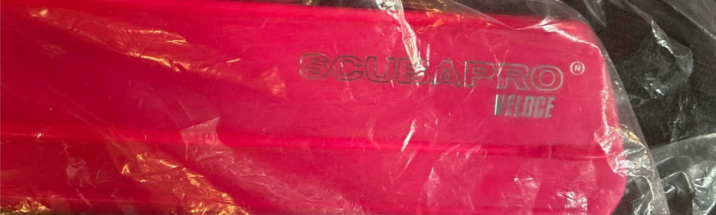 New Scubapro Veloce Diving Fins size small - photo 2