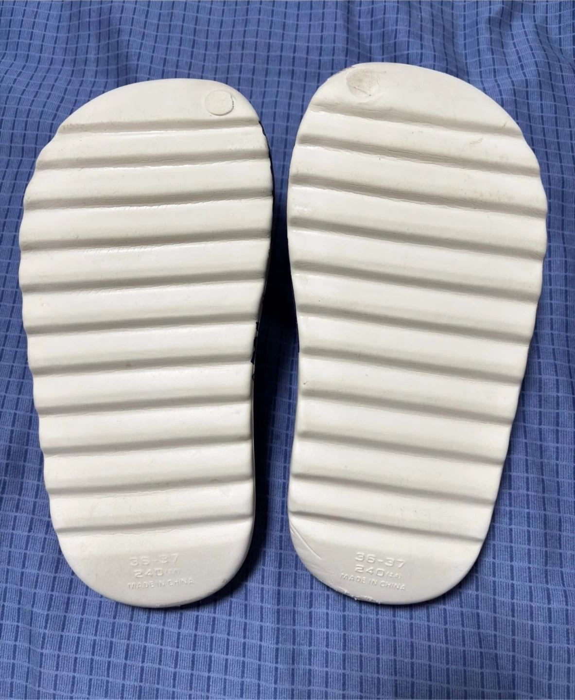 KAWS Elmo Pillow Moon Slippers Slides Sandals Yeezy style - photo 4