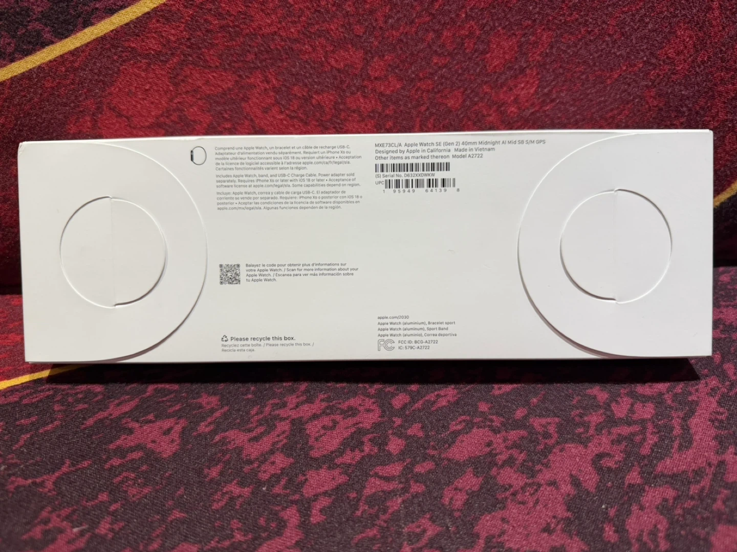 Apple Watch SE (2nd Gen) 40mm Midnight Aluminum Case - photo 2