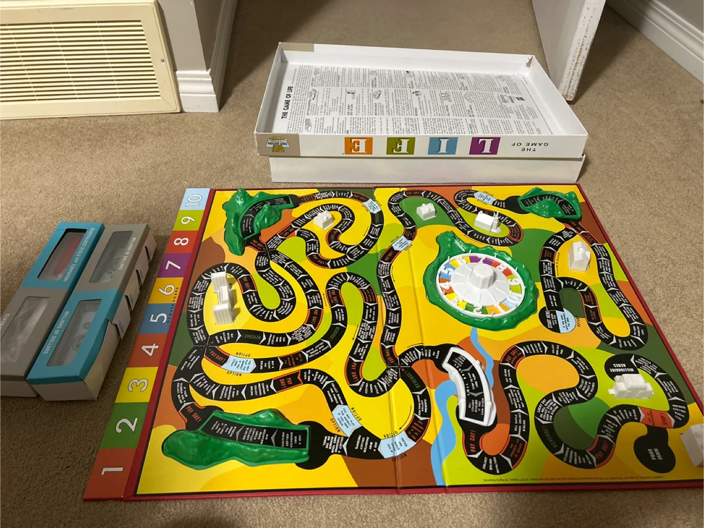 The Game of Life - A Family Game - photo 2