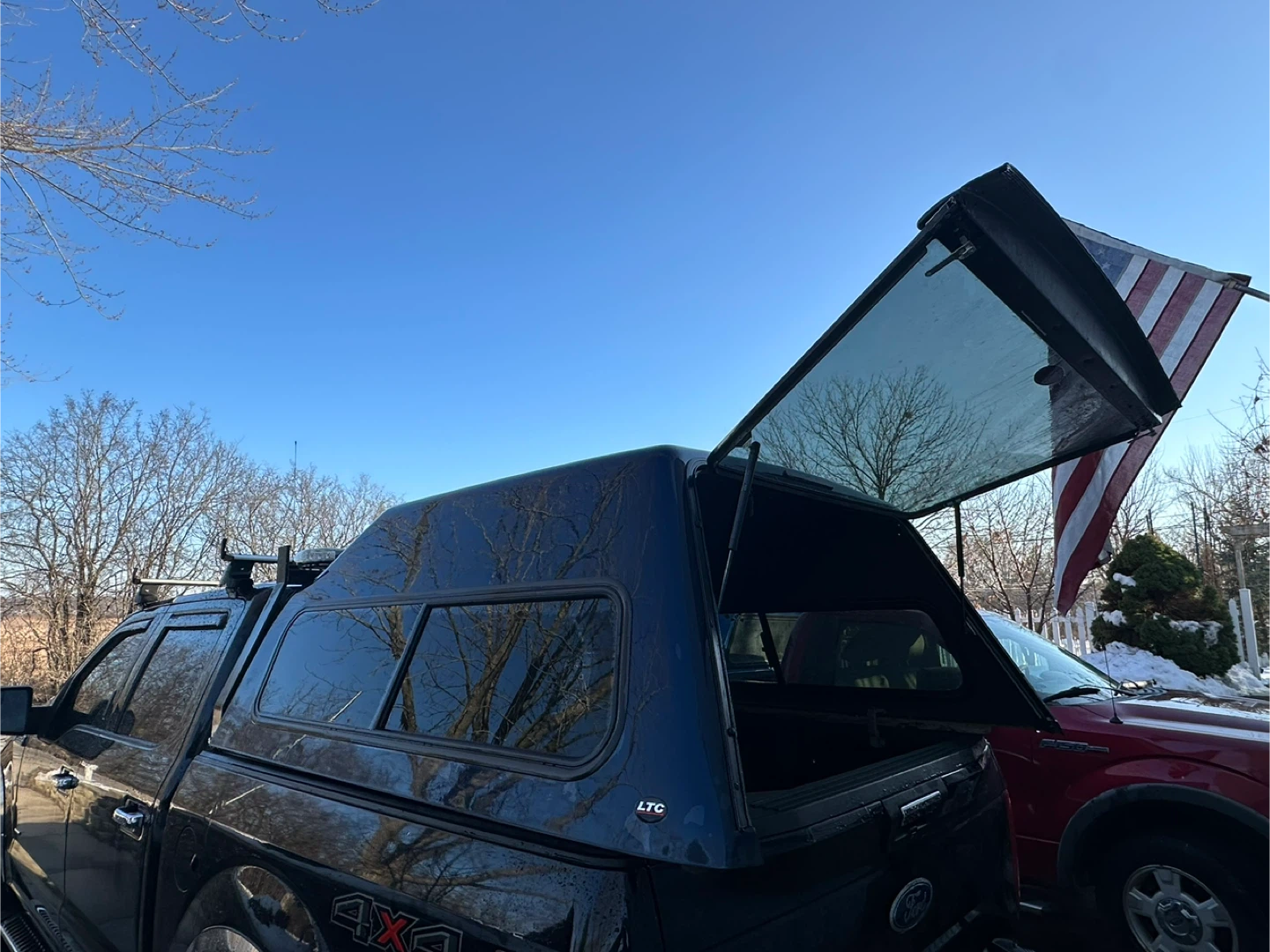'21 Chevy Silverado Truck Cap - Blue topper camper - photo 3