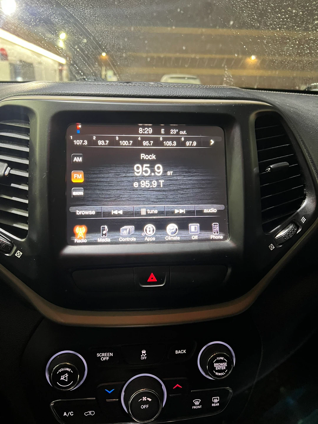 2015 Jeep Cherokee Latitude - photo 5