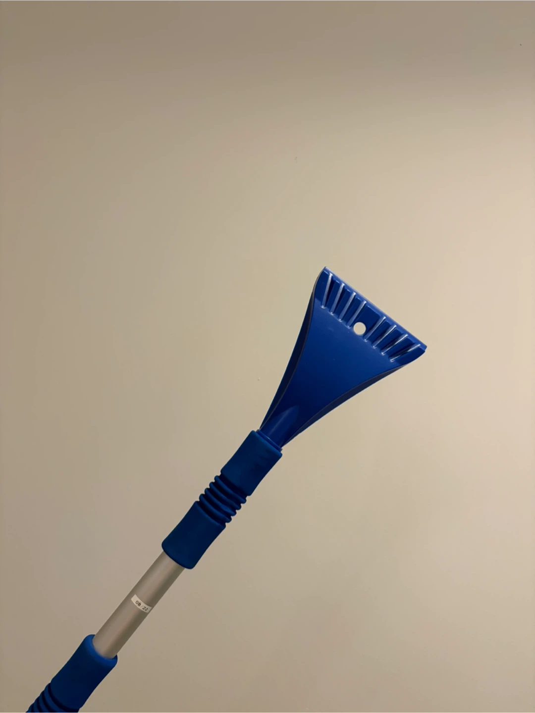 Extendable Snow Brush & Ice Scraper - photo 3